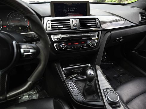 Used 2015 BMW M3 RWD image 21