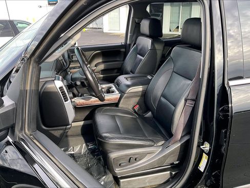 Used 2016 GMC Sierra 3500 SLT image 24