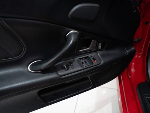 Used 2004 Honda S2000 image 6