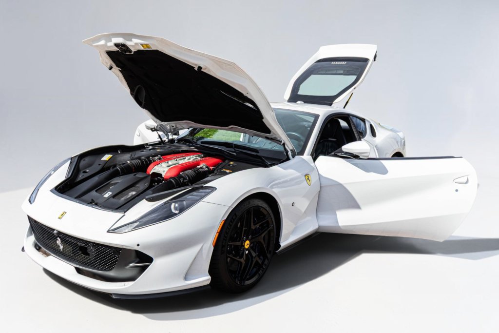 Certified 2019 Ferrari 812 Superfast RWD image 33