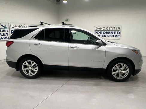 Used 2020 Chevrolet Equinox LT AWD/4WD image 9