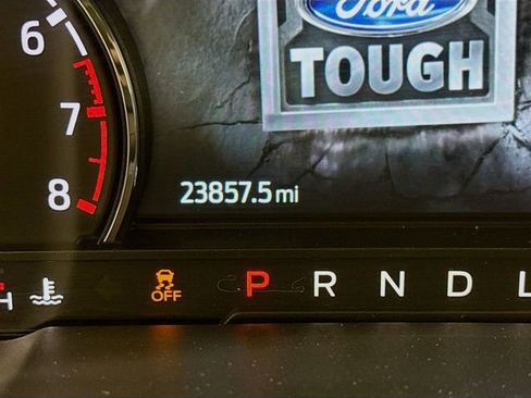 Certified 2022 Ford Maverick Lariat w/ Lariat Luxury Package image 12