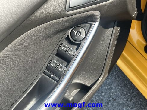 Used 2016 Ford Focus ST w/ Equipment Group 402A FWD image 20