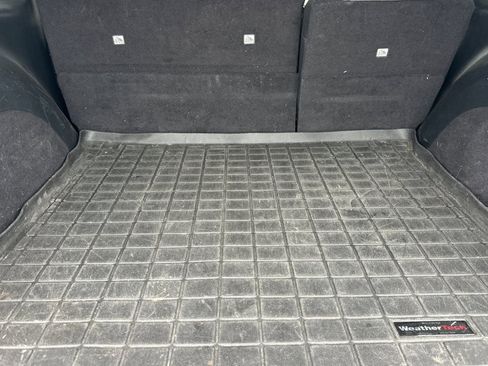 Used 2018 Jeep Grand Cherokee Limited image 17