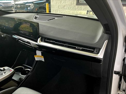 Used 2025 BMW X1 xDrive28i image 35