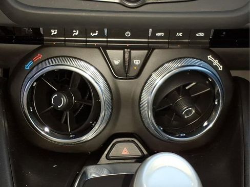 Used 2023 Chevrolet Camaro LT image 17