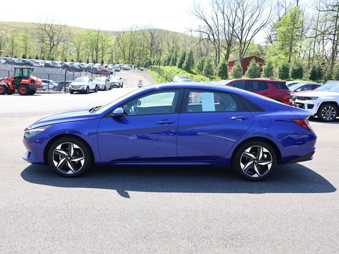 Certified 2023 Hyundai Elantra SEL w/ Convenience Package FWD image 4