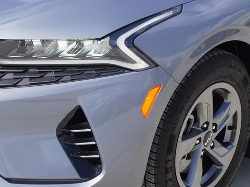 Used 2022 Kia K5 LXS image 2