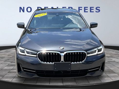Used 2022 BMW 530i xDrive w/ Convenience Package AWD/4WD image 2