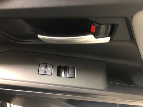 New 2026 Subaru Solterra Premium w/ Premium Convenience Package image 18