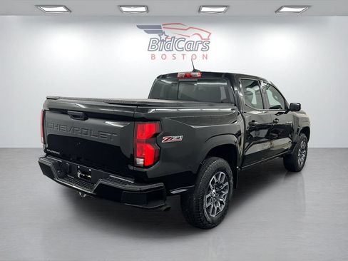 Used 2023 Chevrolet Colorado Z71 w/ Z71 Convenience Package 2 AWD/4WD image 4
