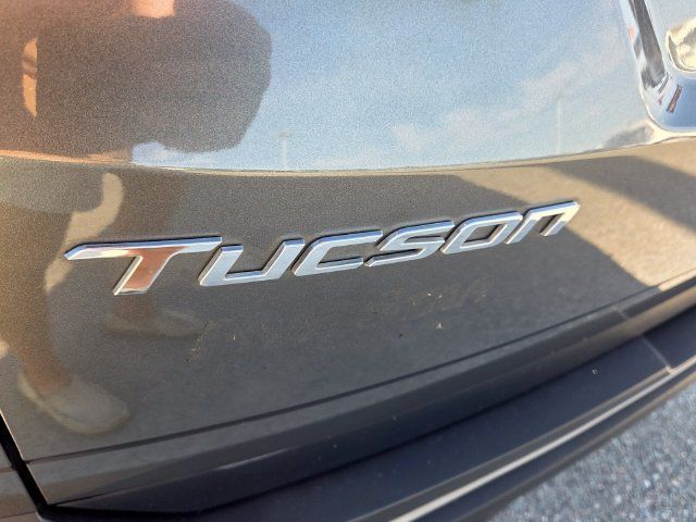 Used 2023 Hyundai Tucson SEL w/ Convenience Package FWD image 11