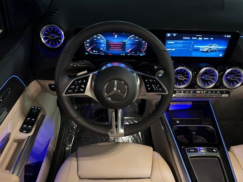 New 2026 Mercedes-Benz GLA 250 image 13