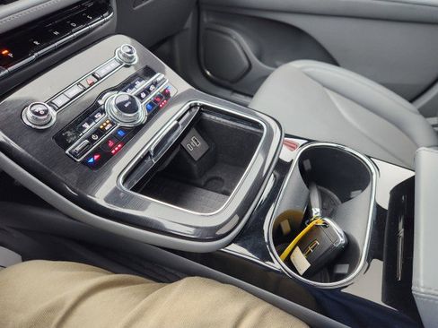 Used 2022 Lincoln Nautilus Reserve image 47