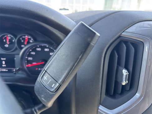 Used 2021 GMC Sierra 3500 4x4 Crew Cab w/ Convenience Package image 18