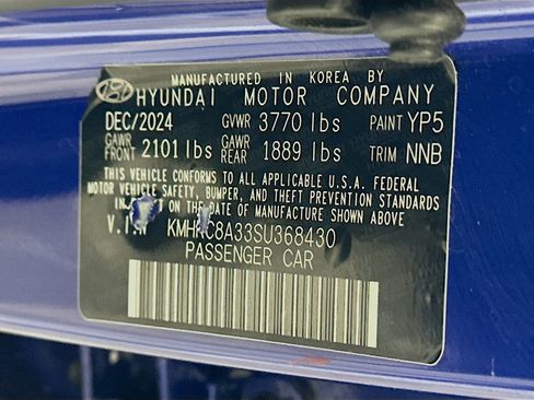 Used 2025 Hyundai Venue SEL FWD image 12