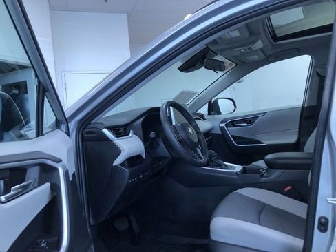 Certified 2024 Toyota RAV4 XLE w/ Convenience Package AWD/4WD image 10