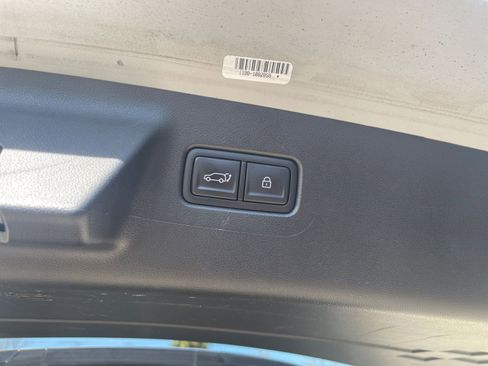 Used 2025 Hyundai Santa Fe SEL image 23