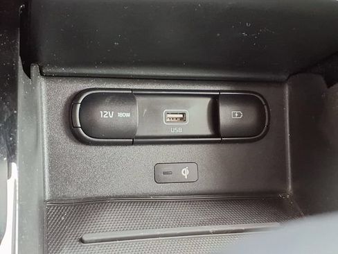 Used 2022 Kia Telluride EX w/ EX Premium Package AWD/4WD image 8