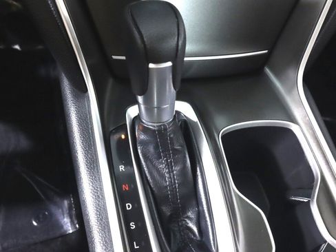 Used 2019 Honda Accord EX image 25