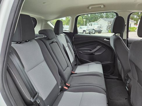 Used 2017 Ford C-MAX SE image 26