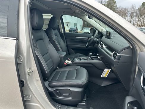 New 2025 MAZDA CX-5 AWD 2.5 S w/ Preferred Package image 21