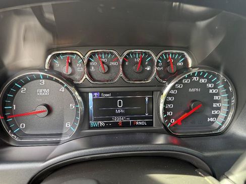 Used 2017 Chevrolet Silverado 1500 LT w/ All Star Edition AWD/4WD image 20