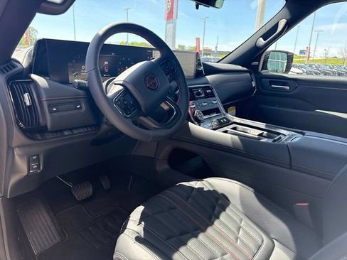 Used 2026 Nissan Armada PRO-4X image 26