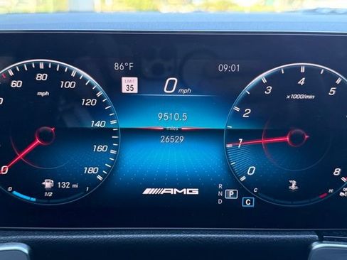 Used 2023 Mercedes-Benz GLB 35 AMG 4MATIC image 11