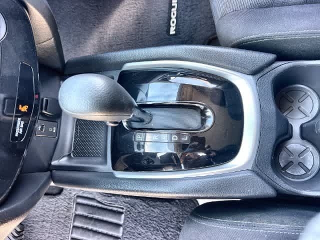 Used 2016 Nissan Rogue S FWD image 16