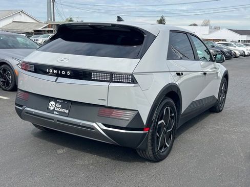 Used 2024 Hyundai Ioniq 5 SEL AWD/4WD image 7