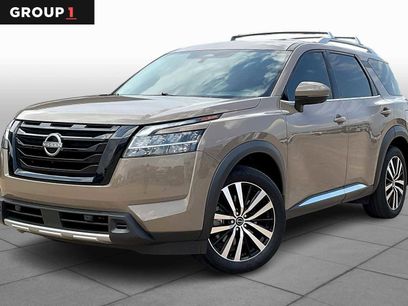 Used 2023 Nissan Pathfinder Platinum