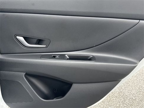 New 2026 Hyundai Elantra Blue image 16