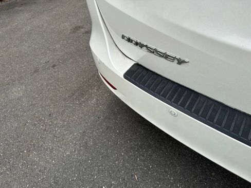 Used 2019 Honda Odyssey Touring image 5