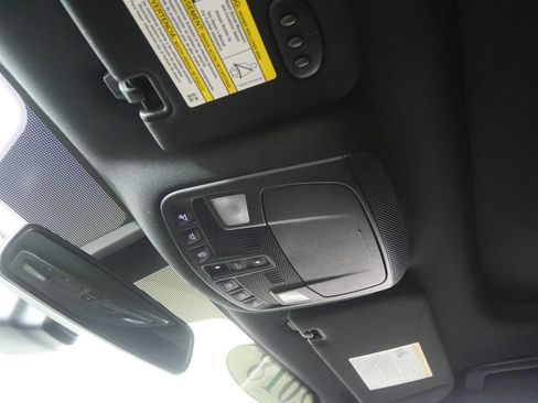 Used 2018 Lincoln MKC Reserve w/ Lincoln MKC Climate Package image 24