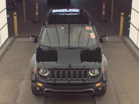 Used 2023 Jeep Renegade Latitude AWD/4WD image 2