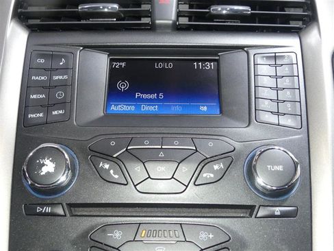 Used 2017 Ford Fusion SE w/ Equipment Group 601A image 36