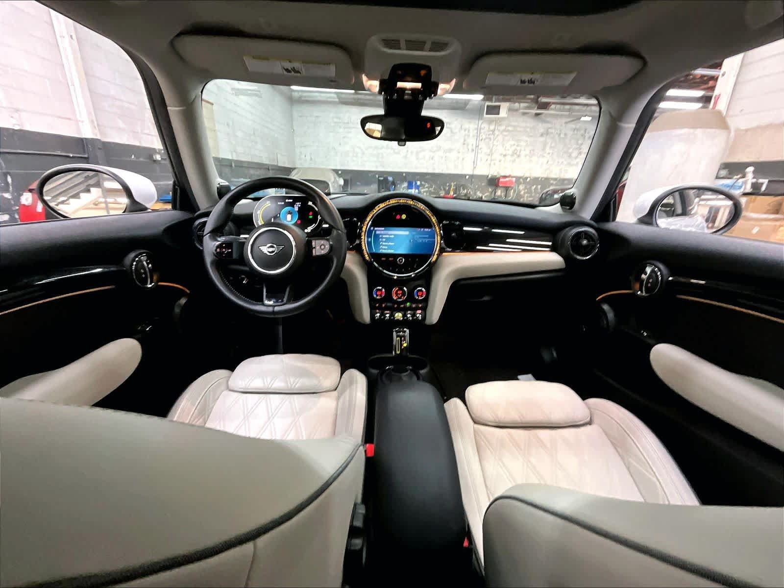 Used 2023 MINI Cooper SE FWD image 18