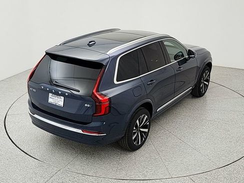 New 2026 Volvo XC90 B5 Core image 34
