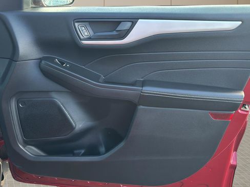 Used 2022 Ford Escape SE w/ Convenience Package image 36