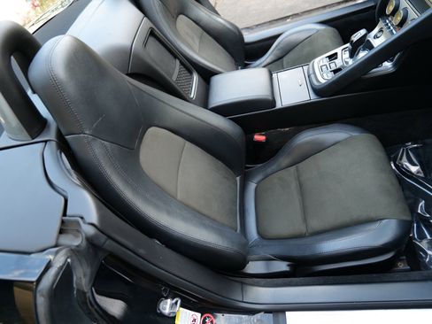 Used 2017 Jaguar F-TYPE Convertible image 35