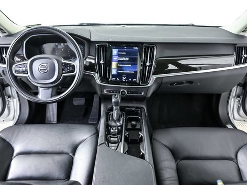Used 2018 Volvo S90 T5 Momentum w/ Convenience Package AWD/4WD image 19