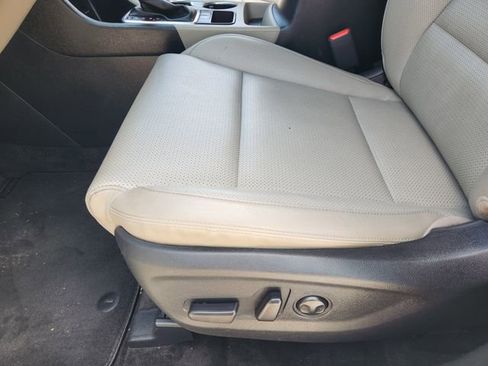 Used 2022 Kia Sportage EX FWD image 24