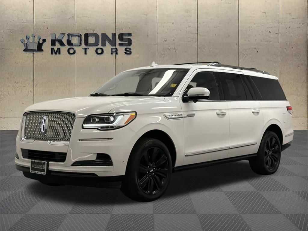 Certified 2023 Lincoln Navigator L Reserve AWD/4WD image 1