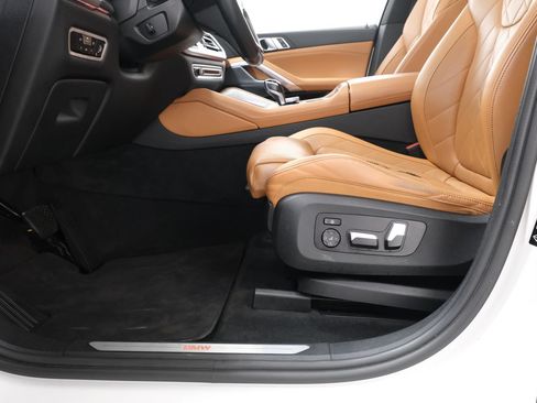 Used 2023 BMW X6 xDrive40i w/ Premium Package AWD/4WD image 32