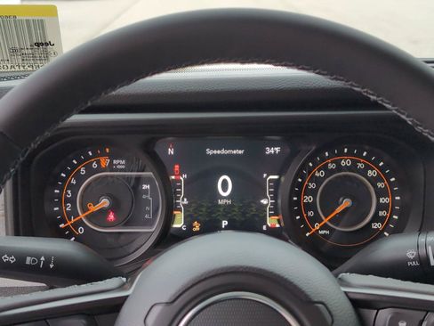 New 2026 Jeep Gladiator Sport AWD/4WD image 23