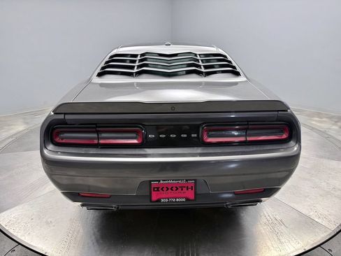 Used 2018 Dodge Challenger R/T RWD image 6