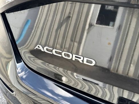 Used 2025 Honda Accord EX-L image 11