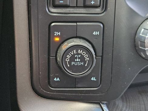 Used 2021 Ford F150 Platinum w/ FX4 Off-Road Package AWD/4WD image 26