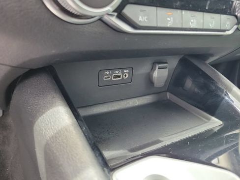 Used 2024 Nissan Altima 2.5 SV FWD image 29